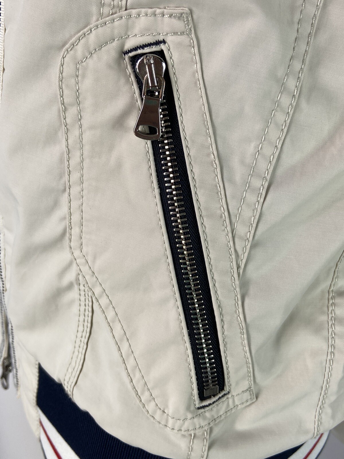 Pikeur International Size 10 Laurina Sports Brand Beige Full Zip Jacket