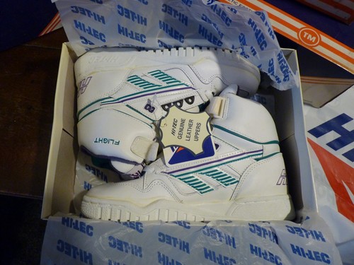 RARE NOS & UNWORN VINTAGE RETRO EARLY 1990'S HI-TEC FLIGHT TRAINER BOOTS SIZE 4 - Picture 13 of 23