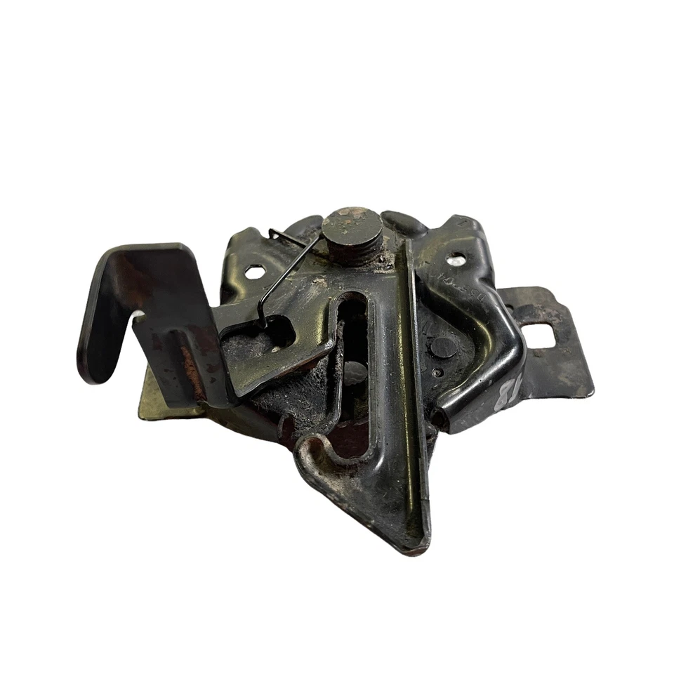 1998 Grand Marquis Crown Victoria OEM trava de capô trava de segurança segurar 98 99 01 - Imagem 3 de 4