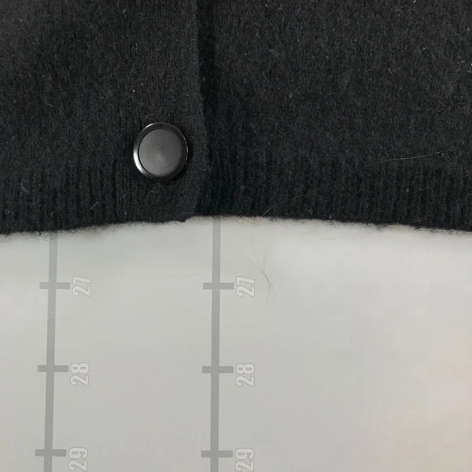 Cárdigan suéter de cachemir Cullen para mujer pequeño negro con botones delanteros cuello en V Foto 2 de 4