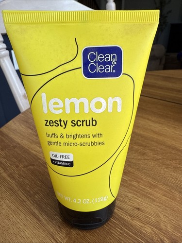 Clean & Clear Lemon Zesty Brightening Facial Scrub Vitamin C Lemon Extract 4.2oz