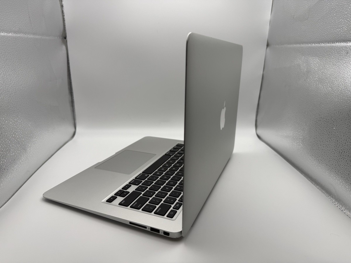 【値下げ】MacBook Air 13インチ i5シルバー 付属品付き MacBook Air 中古 Apple 13インチ, 1.6GHzデュアルコアIntel Core i5