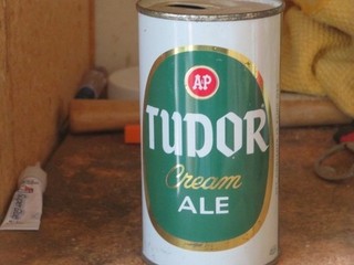 TUDOR ALE. REAL BEAUTY JUICE TAB