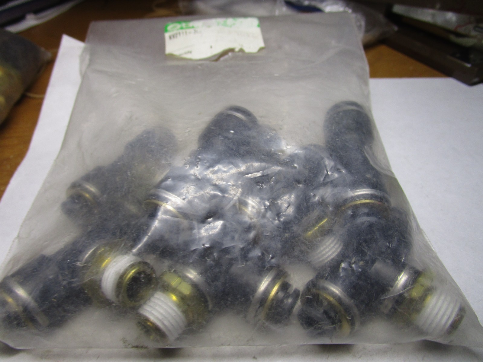 SMC KV2T11-36S TKVD09 Union Tee 3/8" Fitting Connectors QTY 8