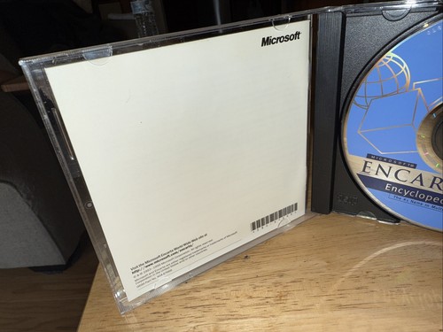 Microsoft Encarta Encyclopedia 2000 CD for PC - Picture 5 of 7