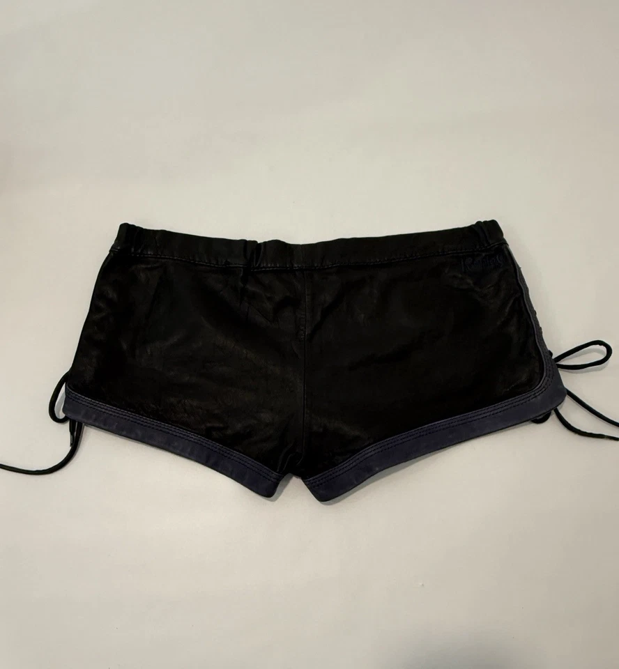 Pantalones Cortos de Cuero Replay Hottie Italia Talla S Negros con Borde Azul Motociclista Club Ropa Sexy Foto 3 de 4
