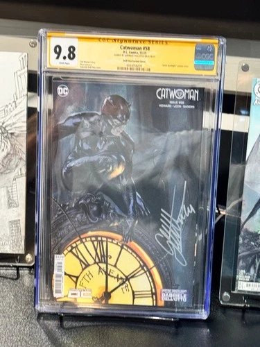 🔥Catwoman #58 CGC 9.8 SIGNED by Gabriele Dell'Otto!🔥