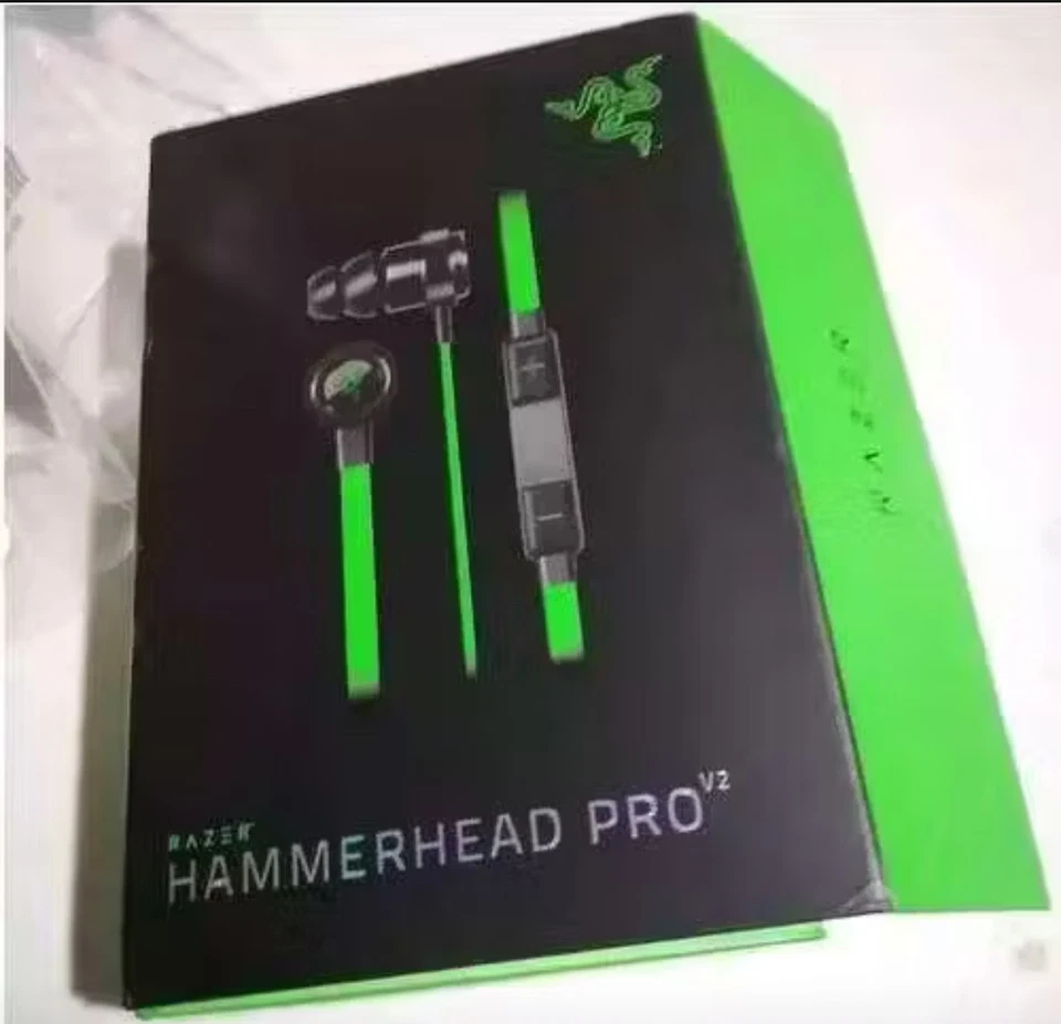 Razer Hammerhead Pro V2  Analog In-ear Gaming & Music Headphones Black/Green - Image 3 of 4