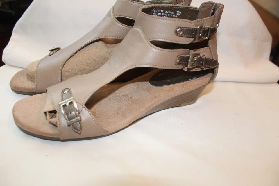 Aerosoles Reposapiés Cuña "Yet Another" 6.5M Nuevo Sin Caja Foto 2 de 4