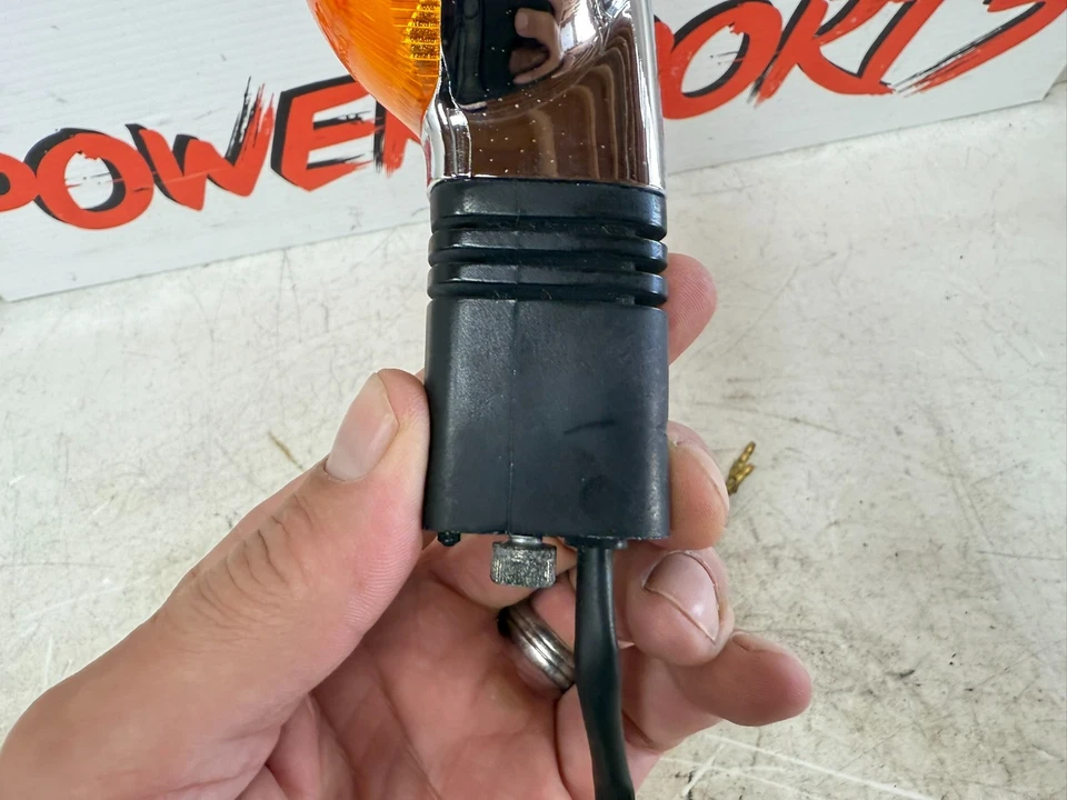 2007 Victory Kingpin Rear Turn signal Light Housing Lens NICE! - Image 4 of 4