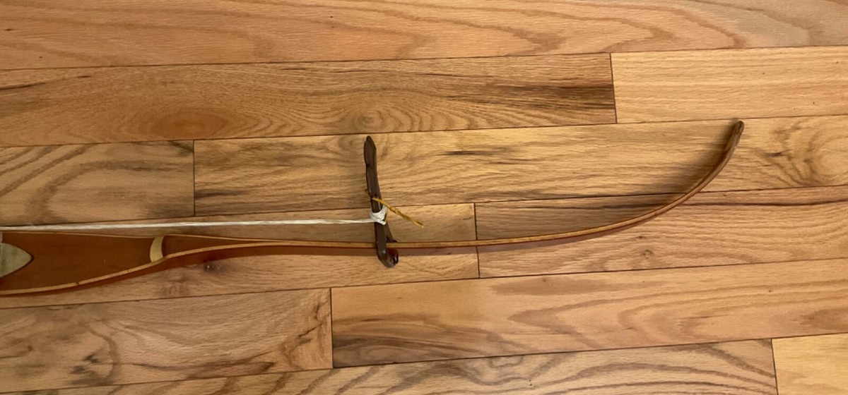 Vintage BEN PEARSON “Javelina” Archery Bow 66” 45 # Ser. J