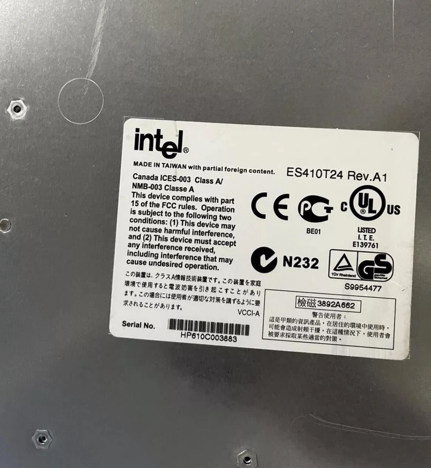 Intel ES410T24 Express 410T Stand Alone Switch 24 10/100 Ports - Image 4 of 4