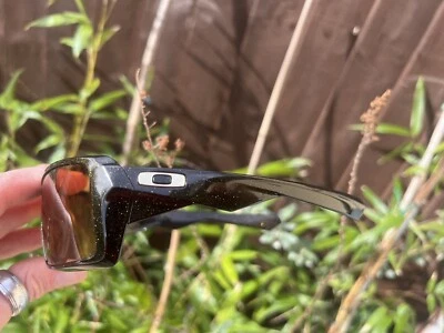 Authentique cache-œil Oakley très bon état monture pailletée métallisée brille très bien - Photo 1/4