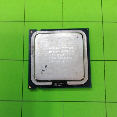 Desktop Computer Intel SLA95 Processor - Picture 2 of 2