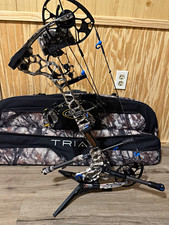 Mathews TRIAX Right Hand Camo Compound Bow 28/60lb w/ Mathews Bow Case