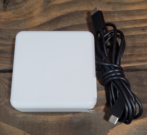 Samsung XE345XDA Chromebook Laptop (4gb,32gb,Celeron N4500)w/Non-Original Charge - Picture 9 of 9
