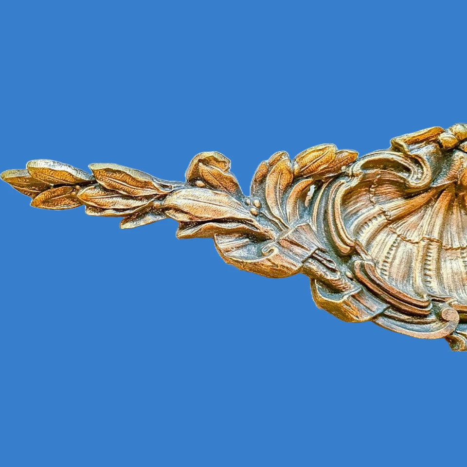 adornos frontón bronce numerado, escultura concha, muebles antiguos Foto 3 de 4