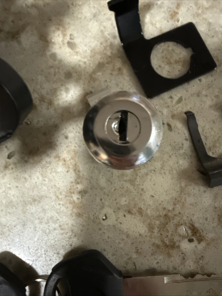 Llave de bloqueo interruptor de encendido para Kawasaki EX400 Ninja 400 2018-2023 ER400 Z400 19-22 Foto 3 de 4