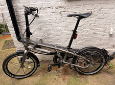 Tern BYB S11 Folding Bike – Nearly New – Accessories Included