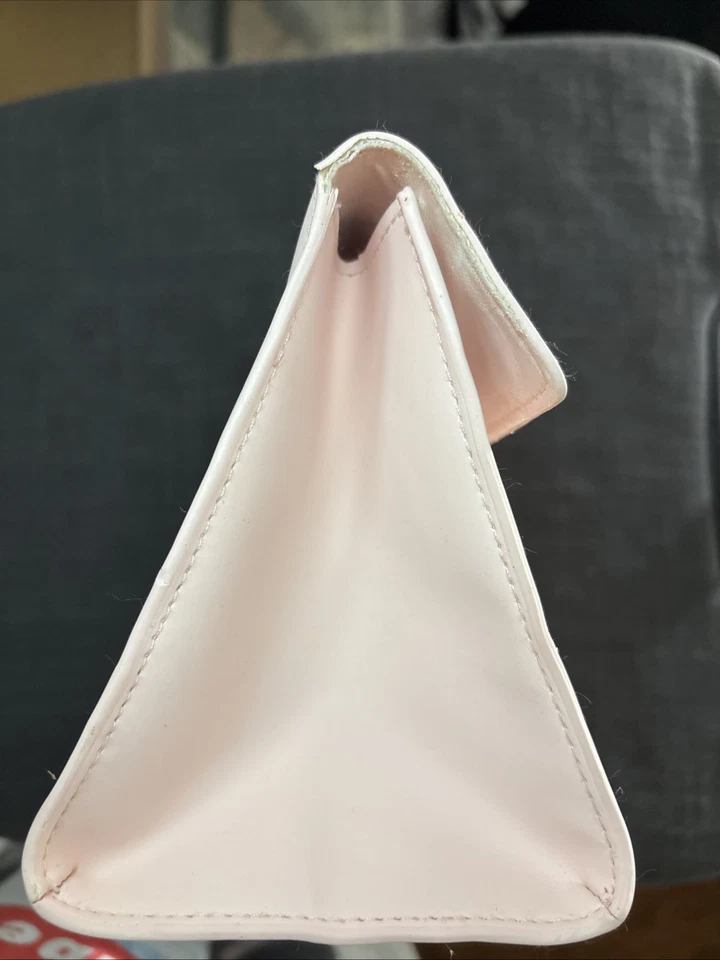 Givenchy Perfume Bolsa de Viaje Polvo Rosa 8 Largo X 5 Altura Botón a Presión Foto 2 de 4