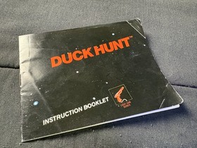 Duck Hunt with manual (Nintendo NES) ~ 5-screw cartidge
