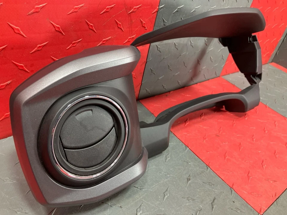 2016 Toyota Tacoma Speedometer Instrument Cluster Dash Bezel OEM#55411-04090 - Imagem 3 de 4