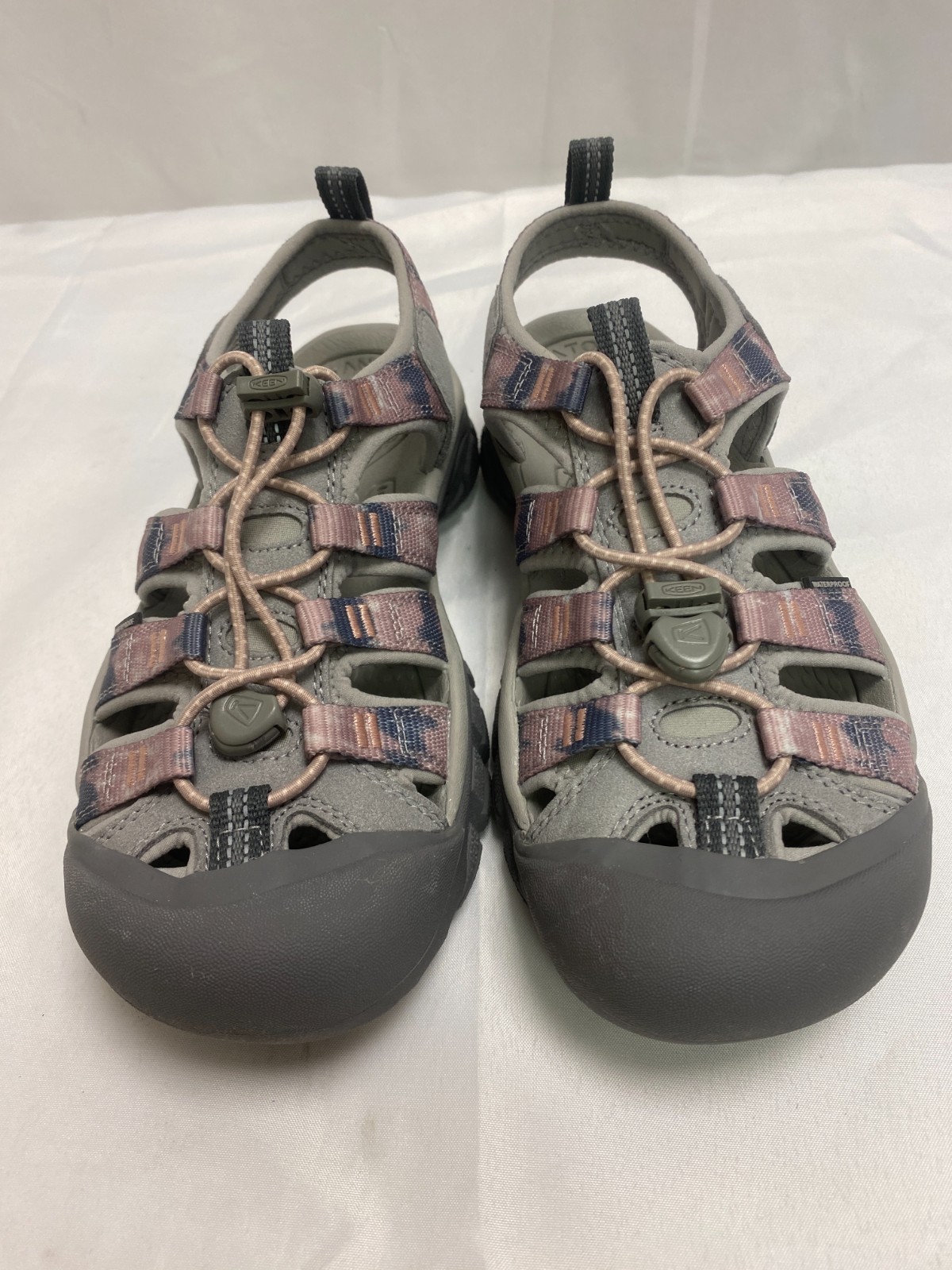 Sandali da trekking elastici Keen Newport H2 1027355 donna grigi tinta unita taglia 7