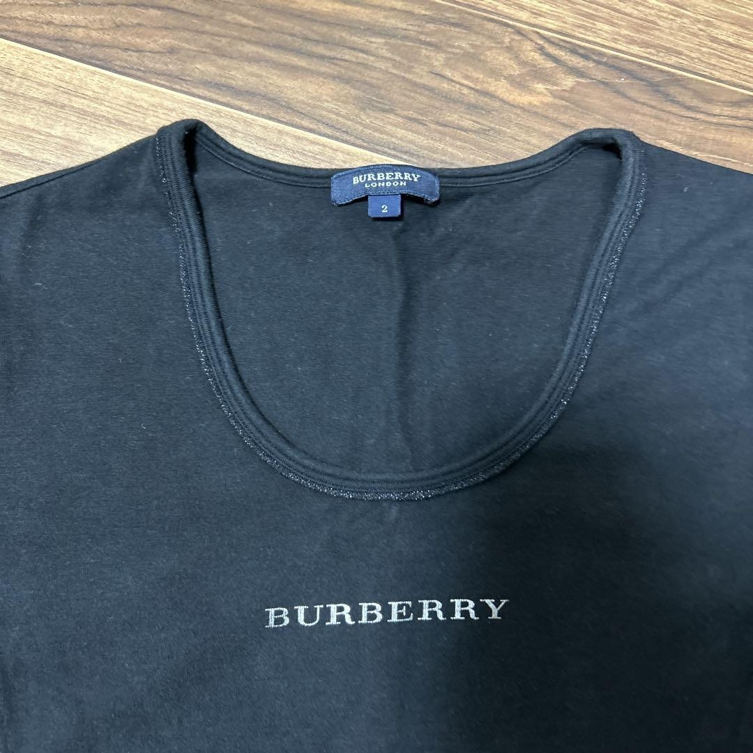 Stylish Black Burberry T-Shirt for Japanese Women