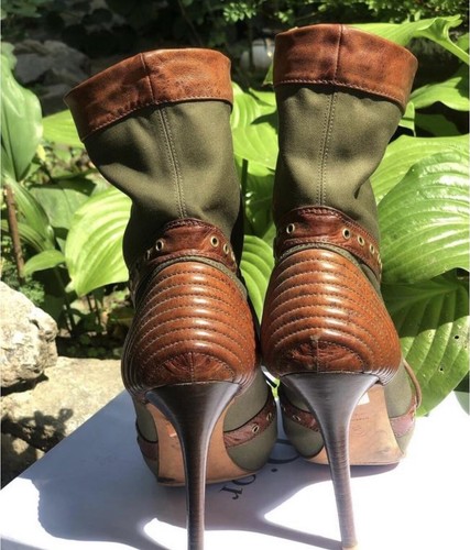 Stivaletti stringati Alexander McQueen SS 2010 "Plato's Atlantis" aperti davanti taglia 38 7. - Foto 7 di 7