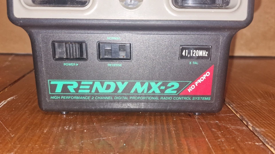 Radiocommande TRENDY MX-2 vintage - Photo 2/4