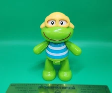 Twist & Click Frog Green Animal Toy Figure Sensory Baby Swim Suit Scuba Goggle