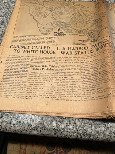 Los Angeles Examiner 12/8/41 Attack Of Pearl Harbor Newspaper - Picture 9 of 10