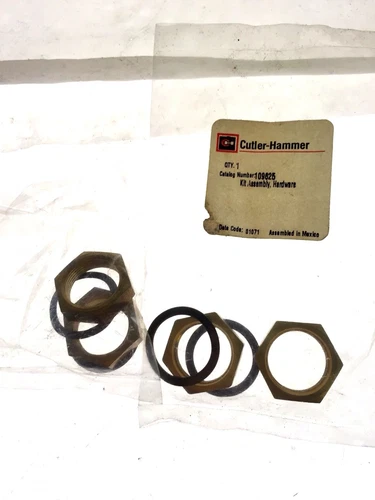 LOT OF 2 EATON CUTLER HAMMER HARDWARE KIT ASSEMBLY 109625, NEW IN BAG, G17