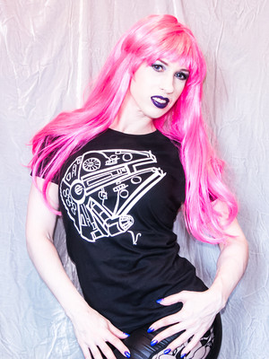 Millennium Falcon [Artist Rendering 2] Women's T-shirt Size XL
