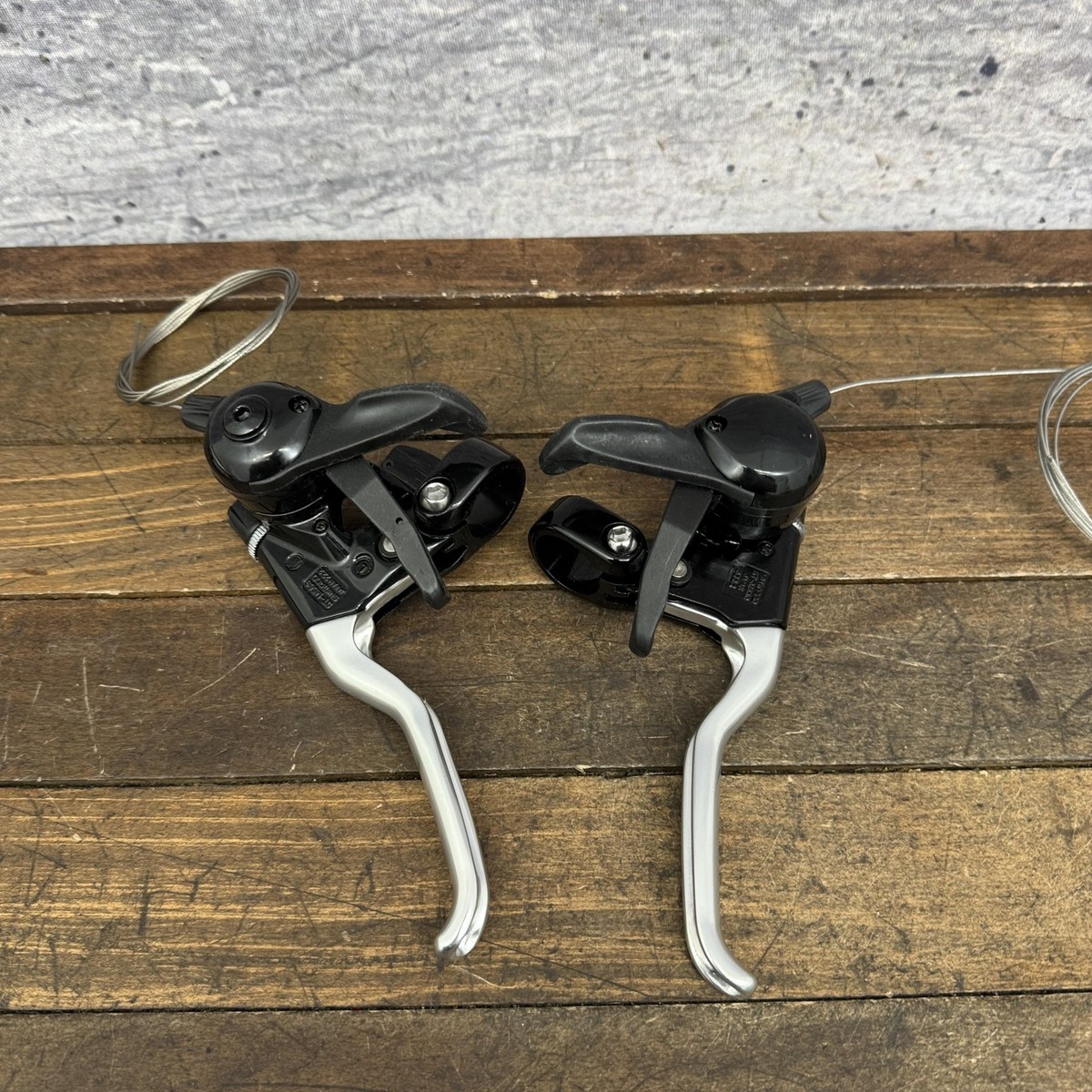 Vintage Shimano Deore LX ST-M560 NOS Shifter 3x8 Brake Shift Lever