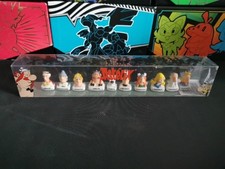 COFFRET 10 FEVES ASTERIX NEUF