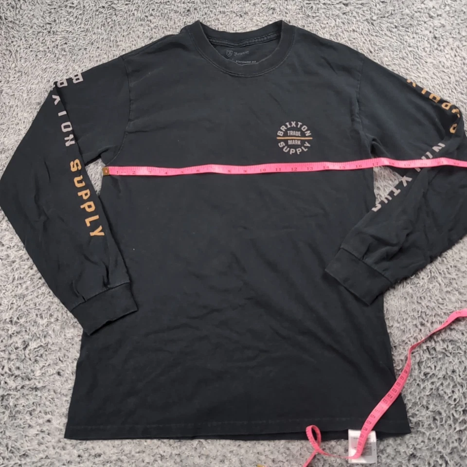 Camisa Brixton Hombres Pequeña Negra Manga Larga Patinador Logo Salón Informal Gráfico Camiseta Foto 3 de 4