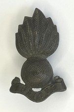 Royal Artillery Collar Badge (E4)