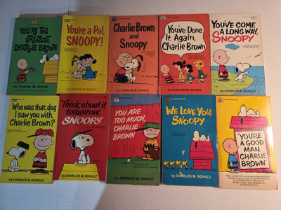 Lot of 10 Vintage Charlie Brown Books by Charles M. Schulz #1