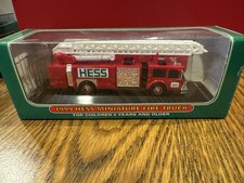 1999 Hess Miniature Fire Truck Red Ladder &ndash; In Box, Looks Unused (Read)