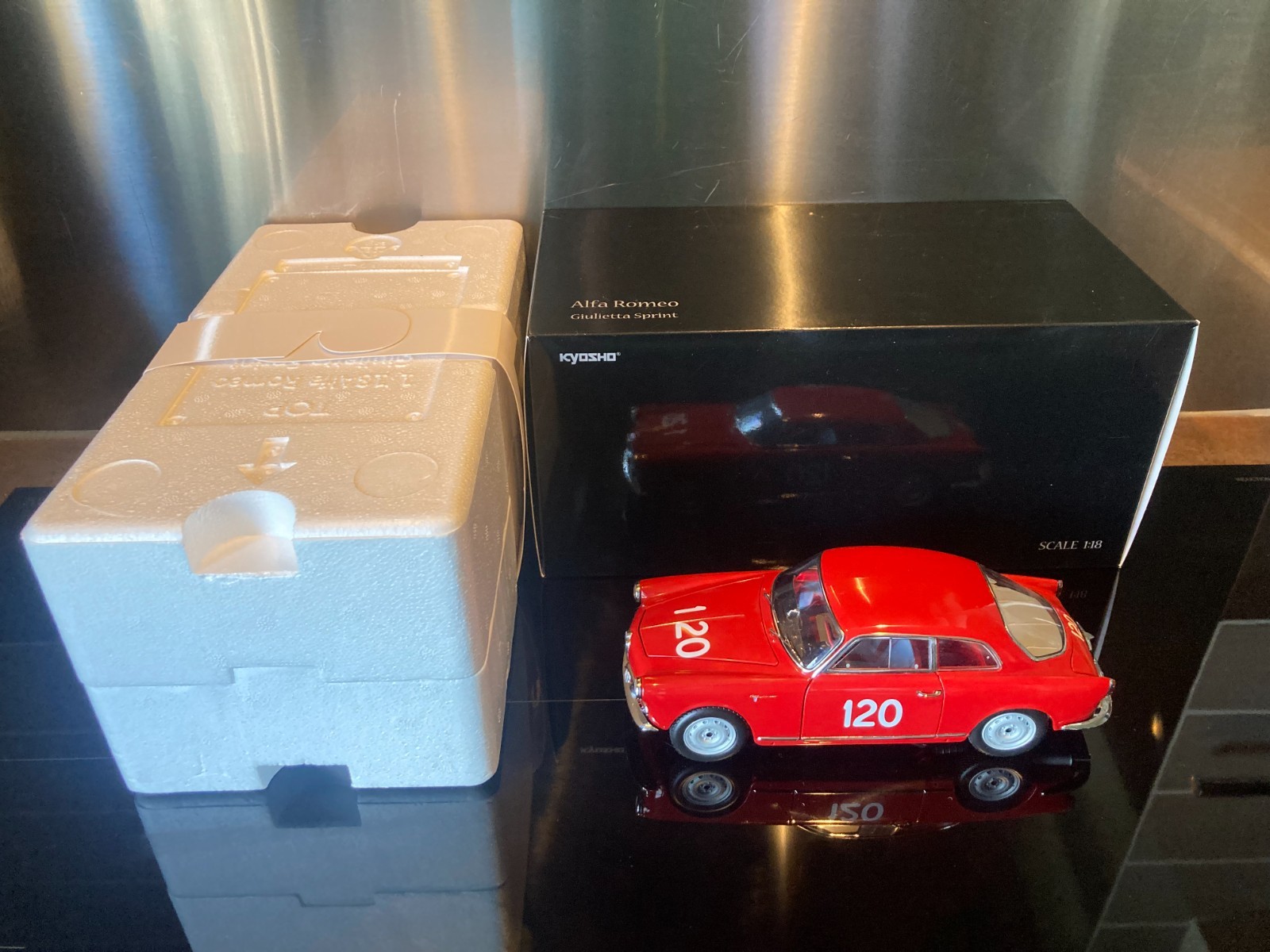 Alfa Romeo Giulietta SV 1956 Kyosho 1/18 haute précision en métal
