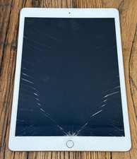 iPad 7th Gen A2200 32GB Wi-Fi Cellular Rose Gold - BROKEN