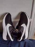 Size 6 - Nike Waffle Debut Black Women's Shoes Brand New