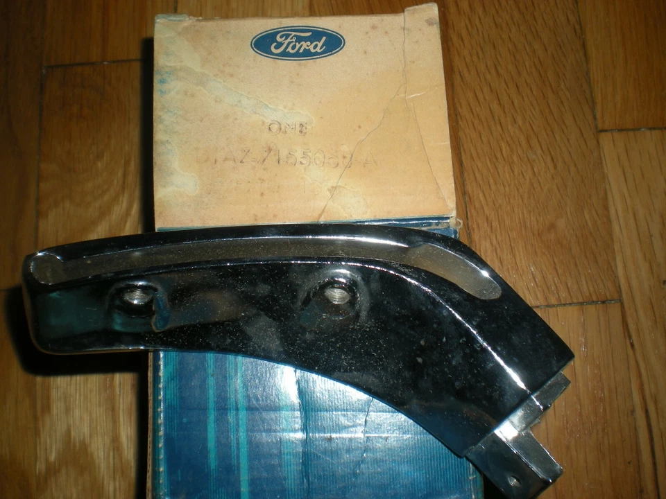 Extensión portaequipajes de techo derecha Ford Country Squire 1971 1972 nuevo de lote nuevo D1Az-7155058-A Foto 3 de 3