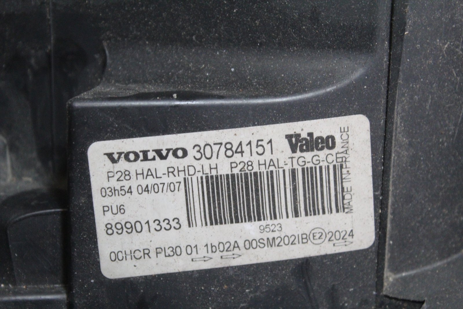 2008 Volvo XC90 left side headlight 30784151 eBay