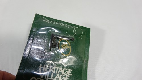 Dept 56 Promotional Banner Accessory The Heritage Village Collection - Picture 3 of 4