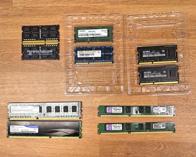 Lot of Assorted 2GB RAM Memory Elpida Hynix (10 pcs)