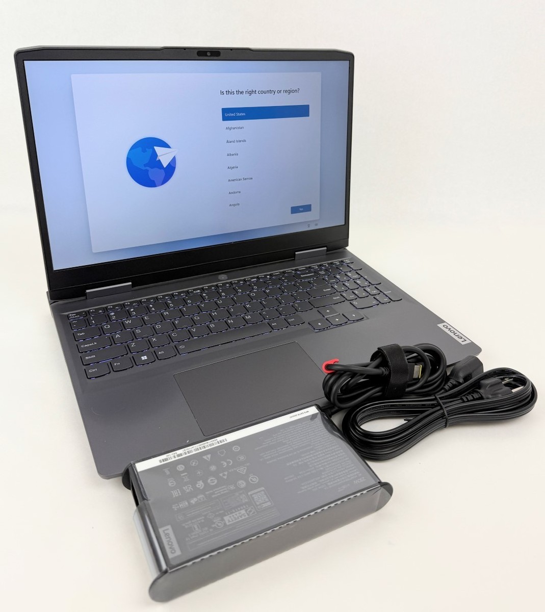 Lenovo LOQ 15IRH8 15.6