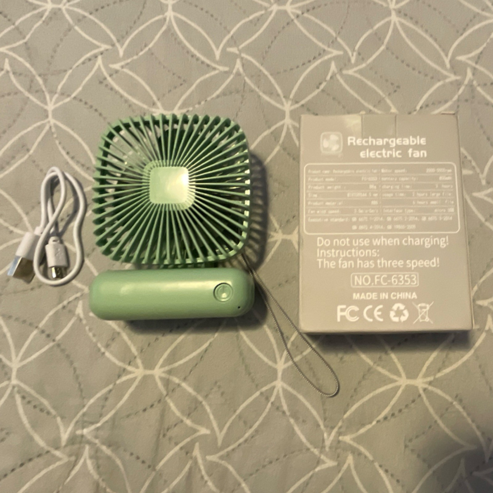 Rechargeable Mini Portable USB/Battery Fan 3-Speed Green