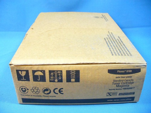 Xerox Genuine OEM 106R00677 Magenta Toner Cartridge New in Factory Sealed Box - Picture 2 of 4